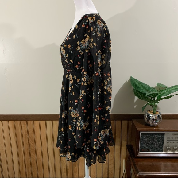 Free People Chiffon Lilou Black Floral Faux Wrap Mini Dress (Medium) - Picture 2 of 15